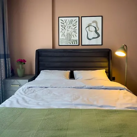 Aria Premium In The Center Of *